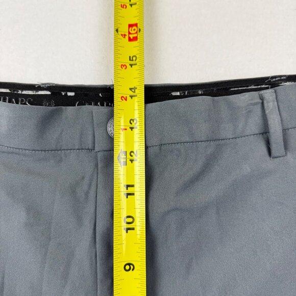 Chaps Golf Men's Slim Fit Gray Stretch Shorts Size 44 Comfort Waistband NWT - Picture 9 of 11